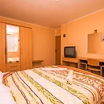 Apartment Gogic